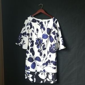 New w/tags Vince Camuto Shift Dress